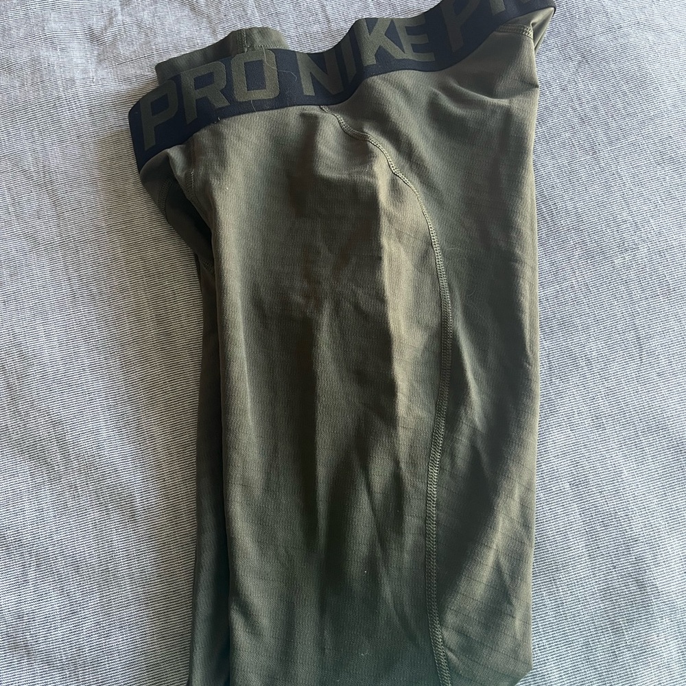 Mens Nike pro leggings green large